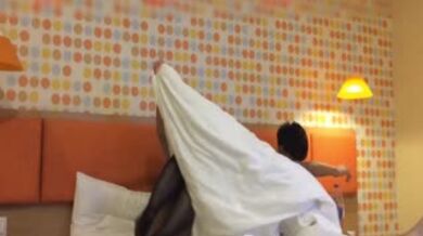 性感大波骚姐主动奔放美容院来的肌肤果然嫩的啊